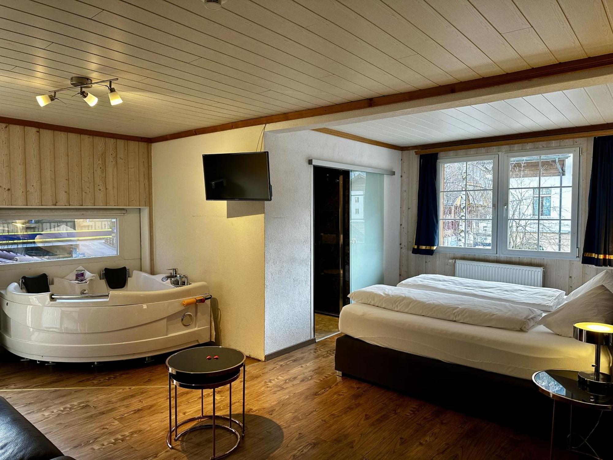 Chalet Hotel Adler AG Kandersteg Exterior foto