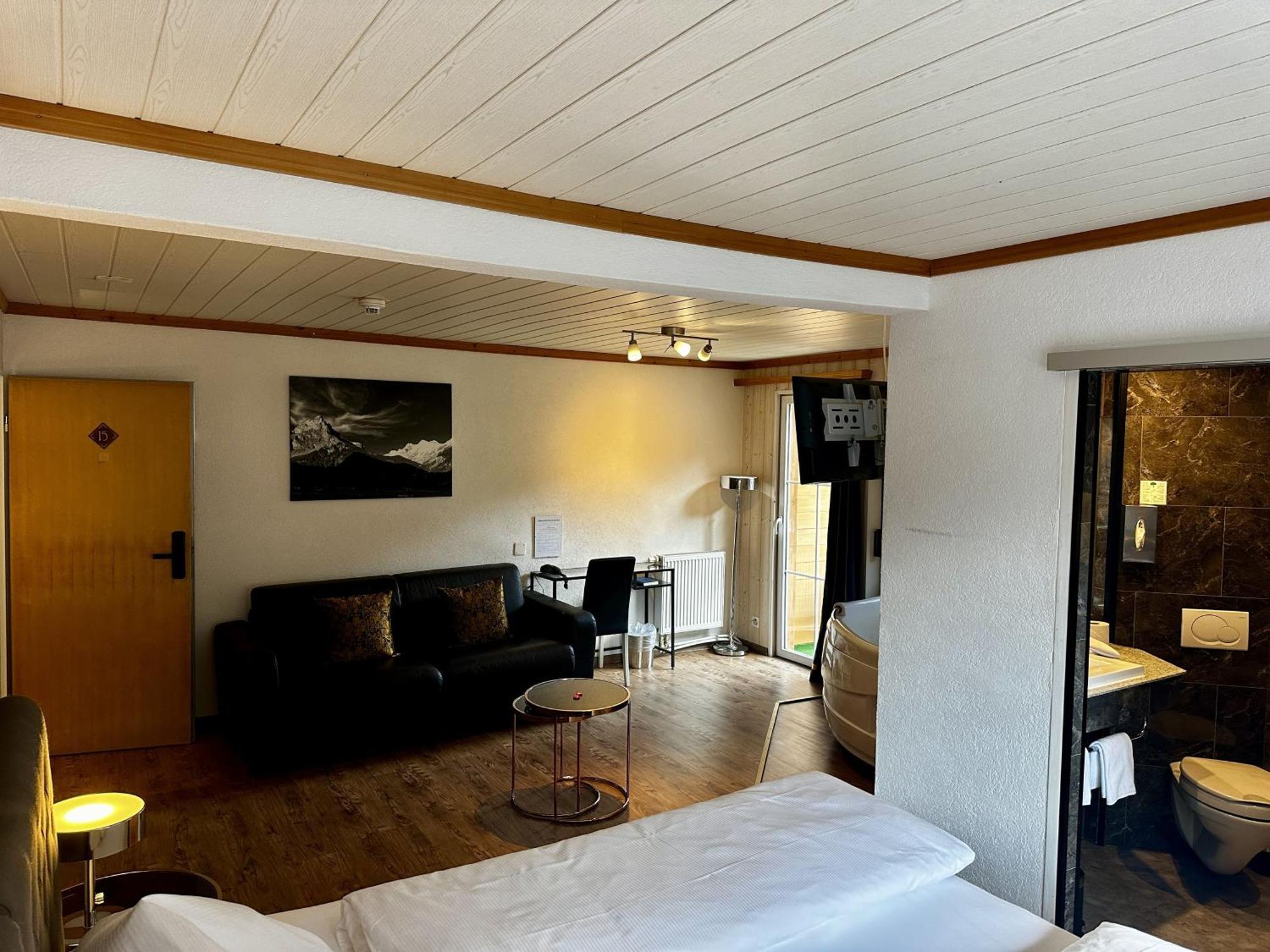 Chalet Hotel Adler AG Kandersteg Exterior foto