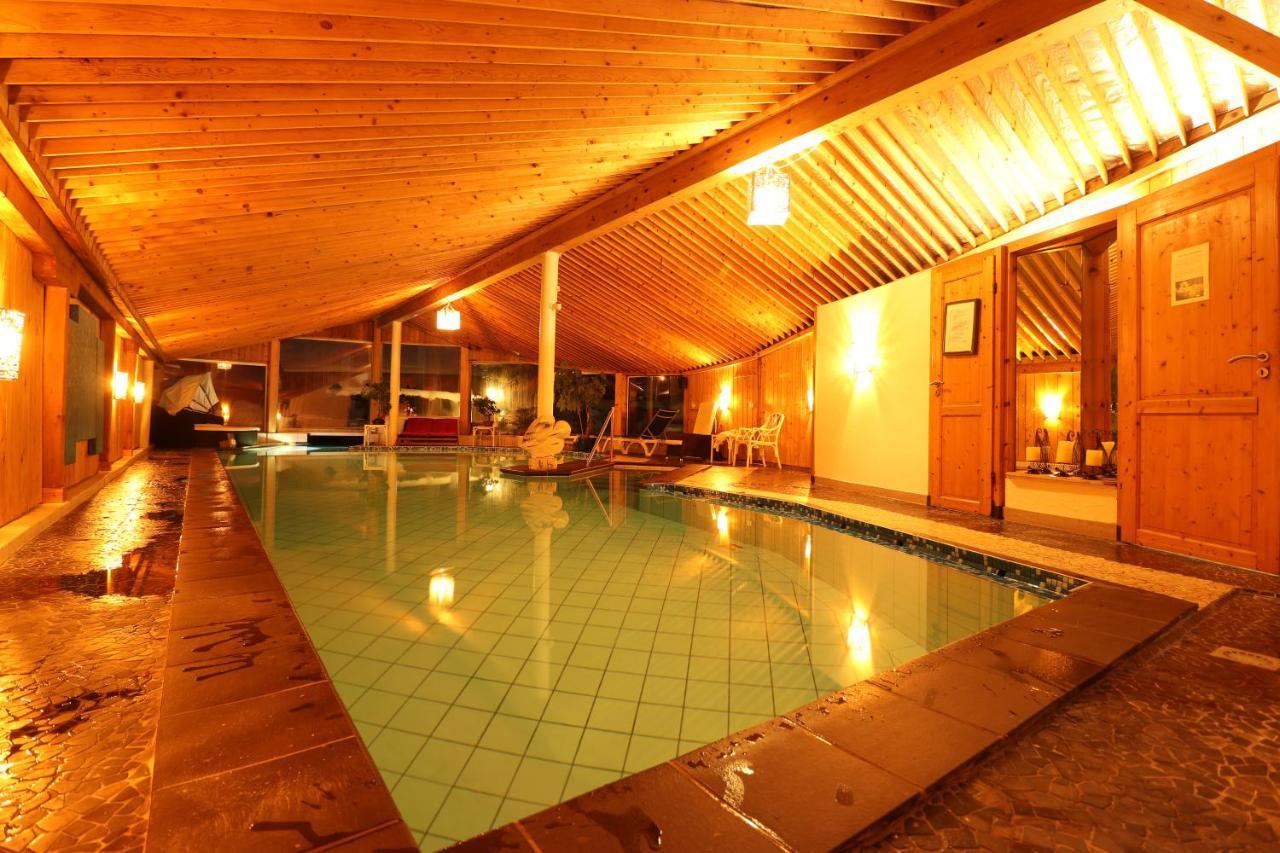 Chalet Hotel Adler AG Kandersteg Exterior foto